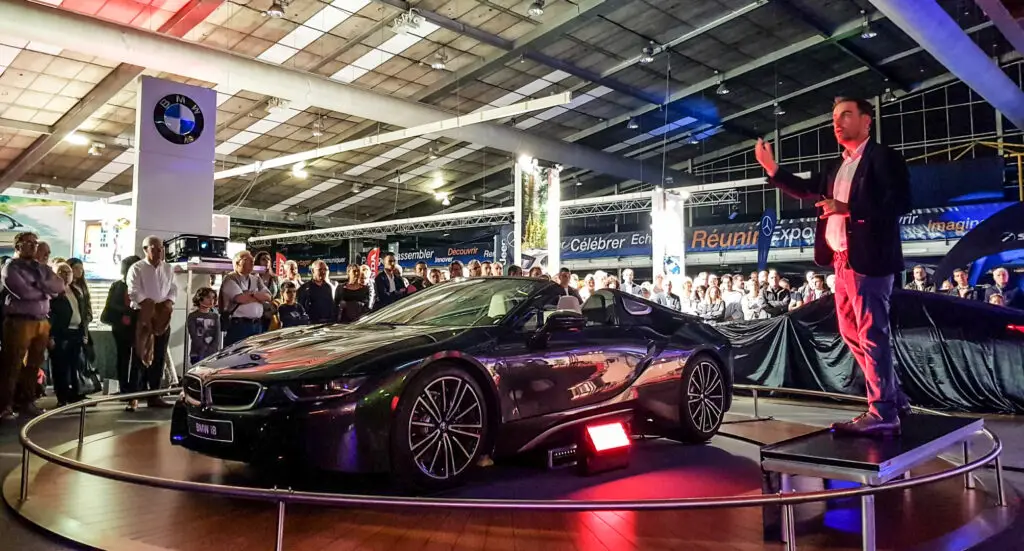 Magicien Marketing à Annecy : Sublimez votre communication événementielle avec la magie 